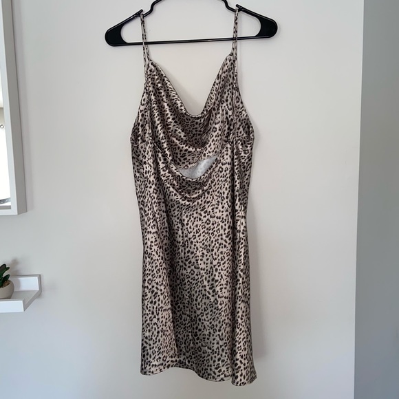 NWT Princess Polly Leopard Betta Vandore Mini Dress 
Size 10 - Picture 5 of 12